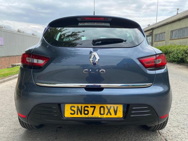RENAULT CLIO