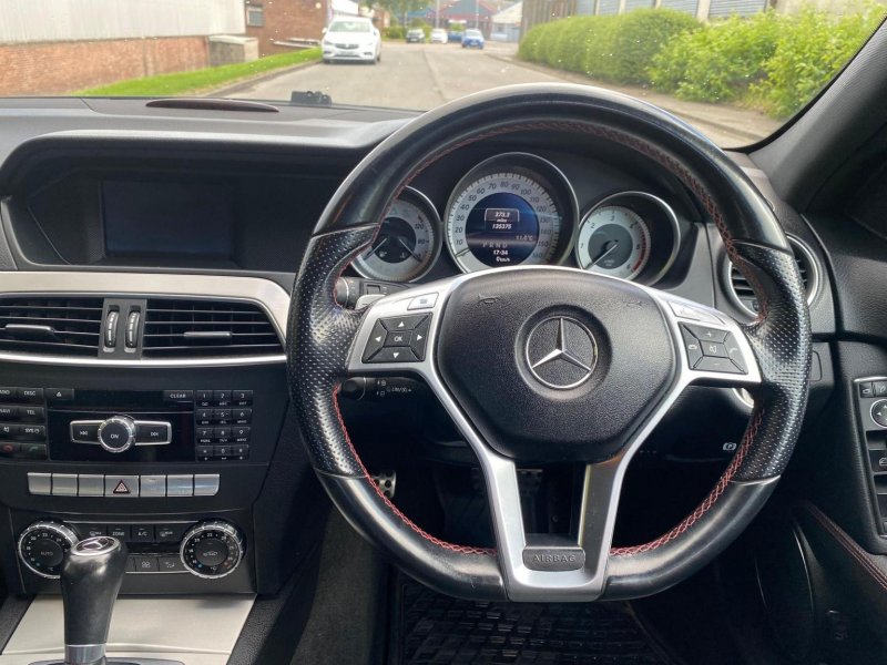 MERCEDES-BENZ C CLASS