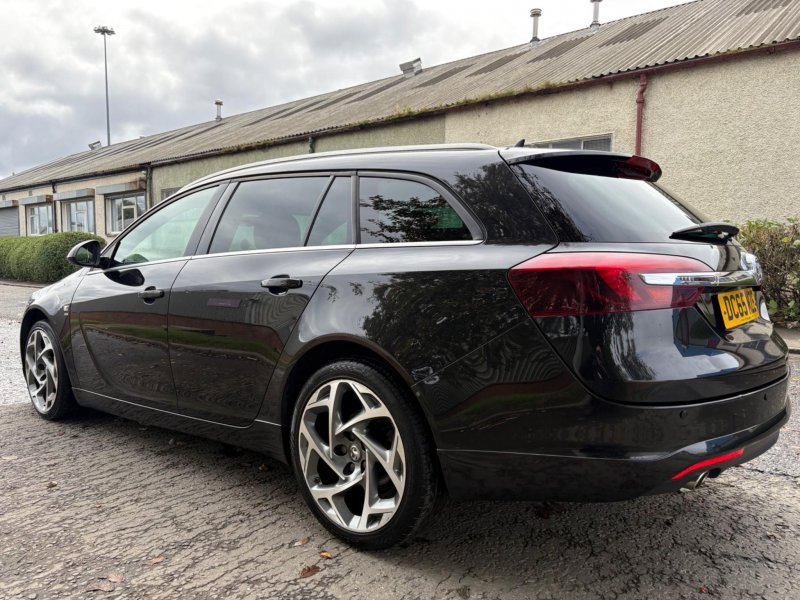 VAUXHALL INSIGNIA