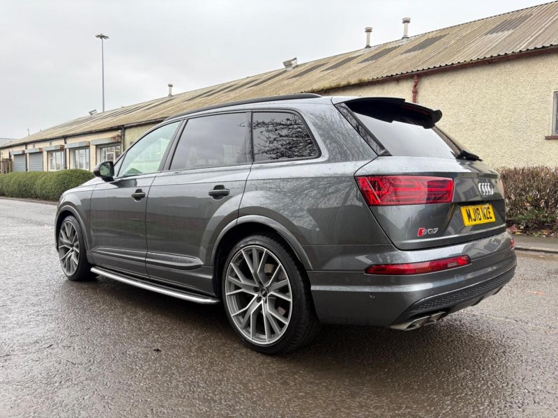 AUDI SQ7