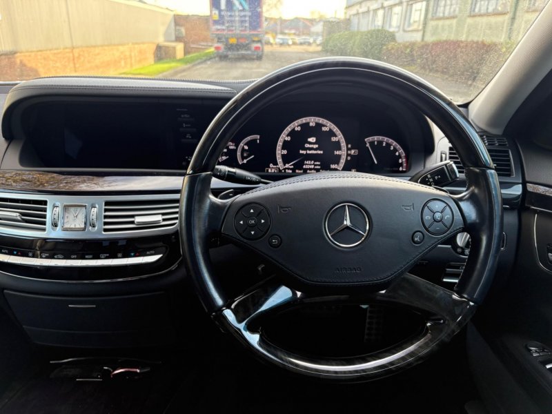 MERCEDES-BENZ S CLASS