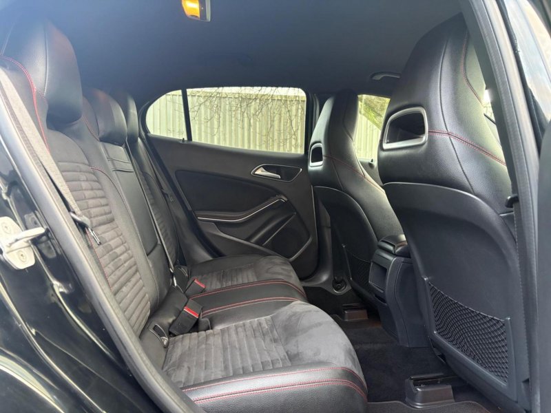 MERCEDES-BENZ GLA CLASS