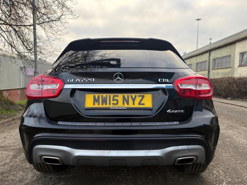MERCEDES-BENZ GLA CLASS