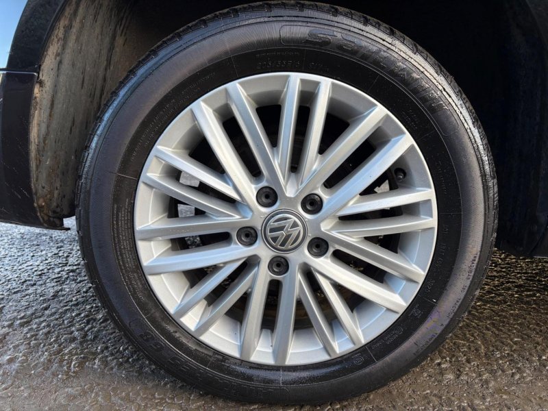 VOLKSWAGEN CADDY MAXI LIFE