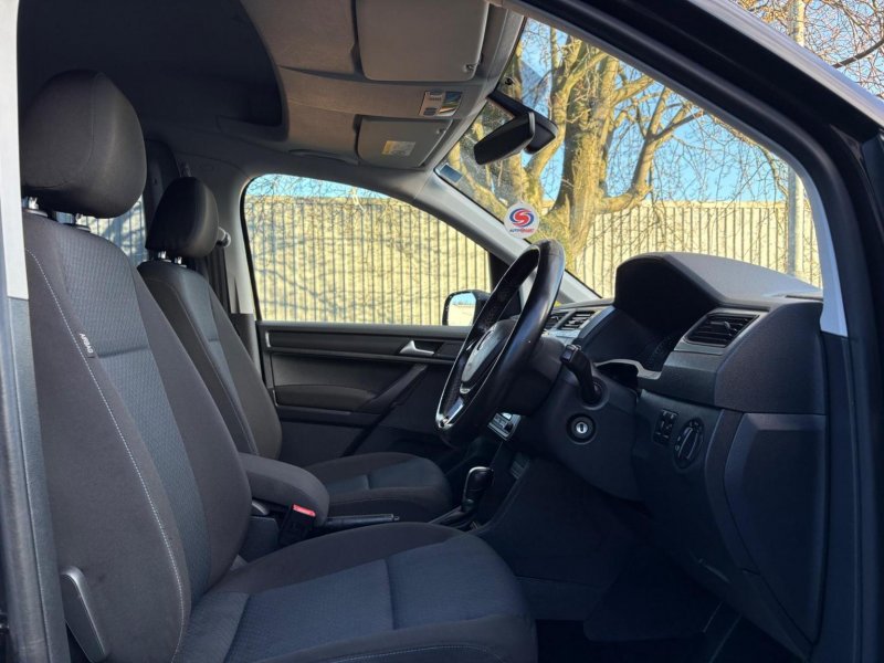 VOLKSWAGEN CADDY MAXI LIFE