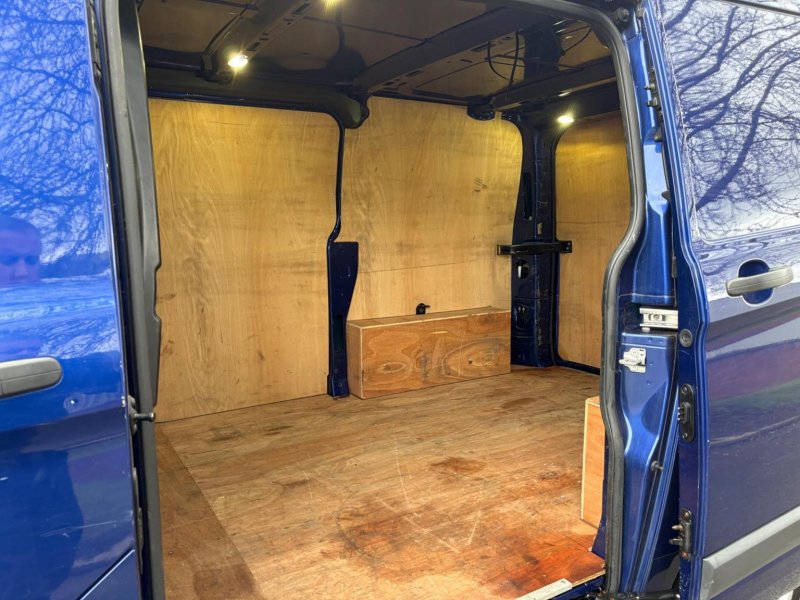 FORD TRANSIT CUSTOM