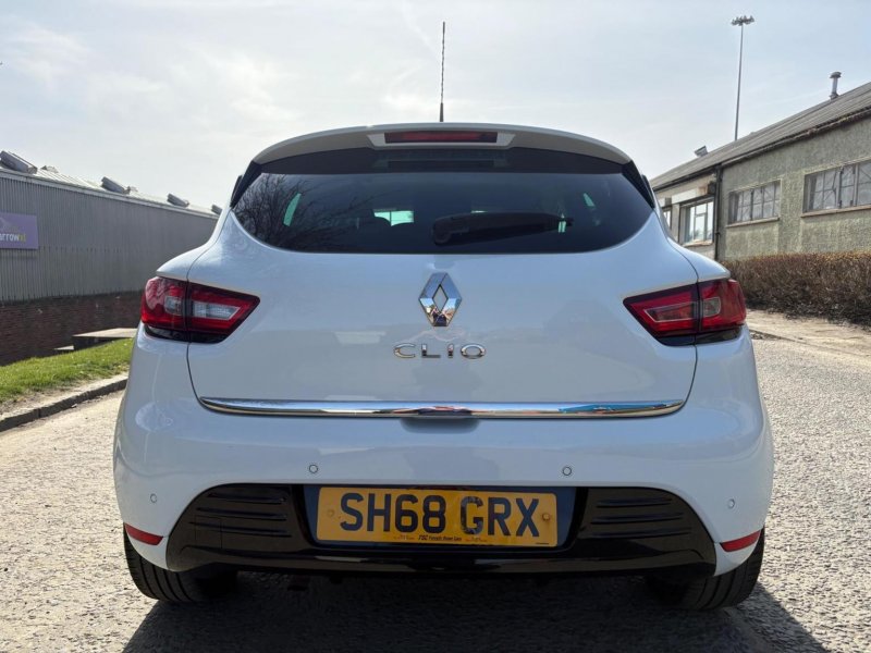 RENAULT CLIO