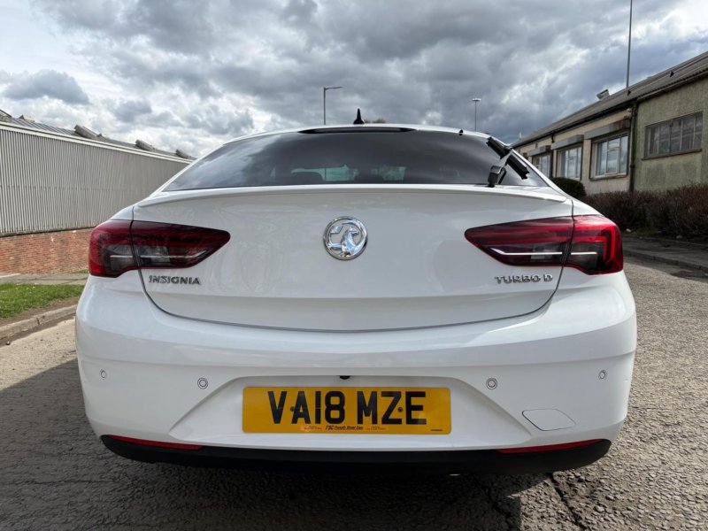 VAUXHALL INSIGNIA