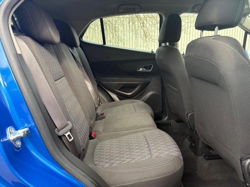 VAUXHALL MOKKA
