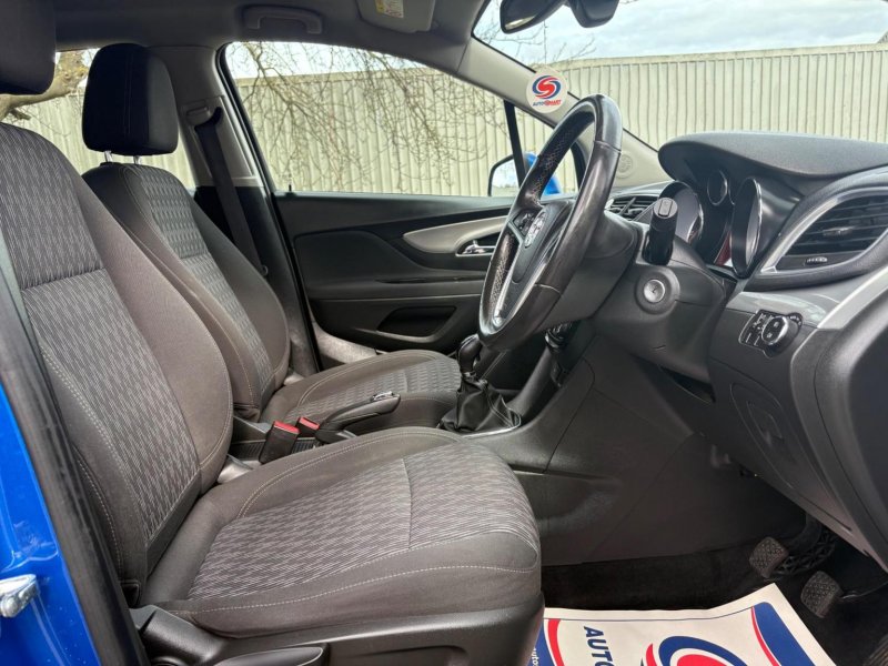 VAUXHALL MOKKA