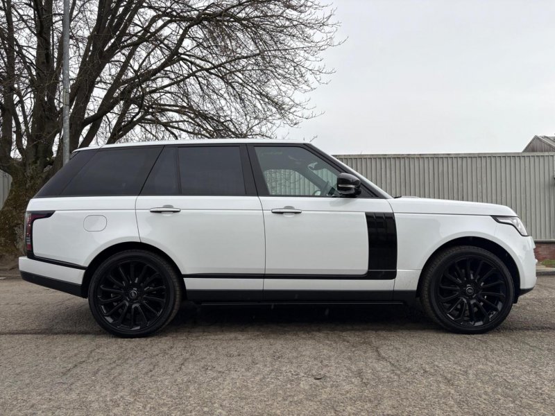 LAND ROVER RANGE ROVER