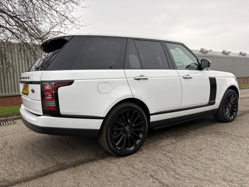 LAND ROVER RANGE ROVER