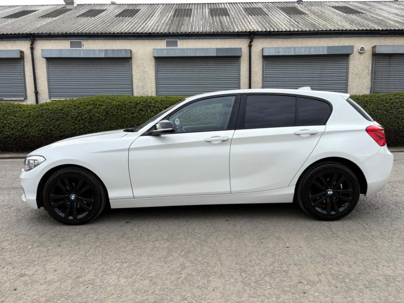 BMW 1 SERIES