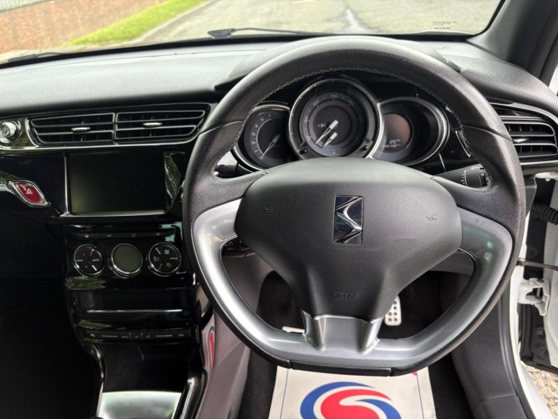 DS AUTOMOBILES DS 3
