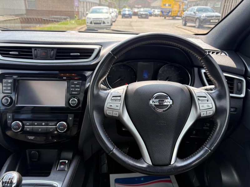 NISSAN QASHQAI